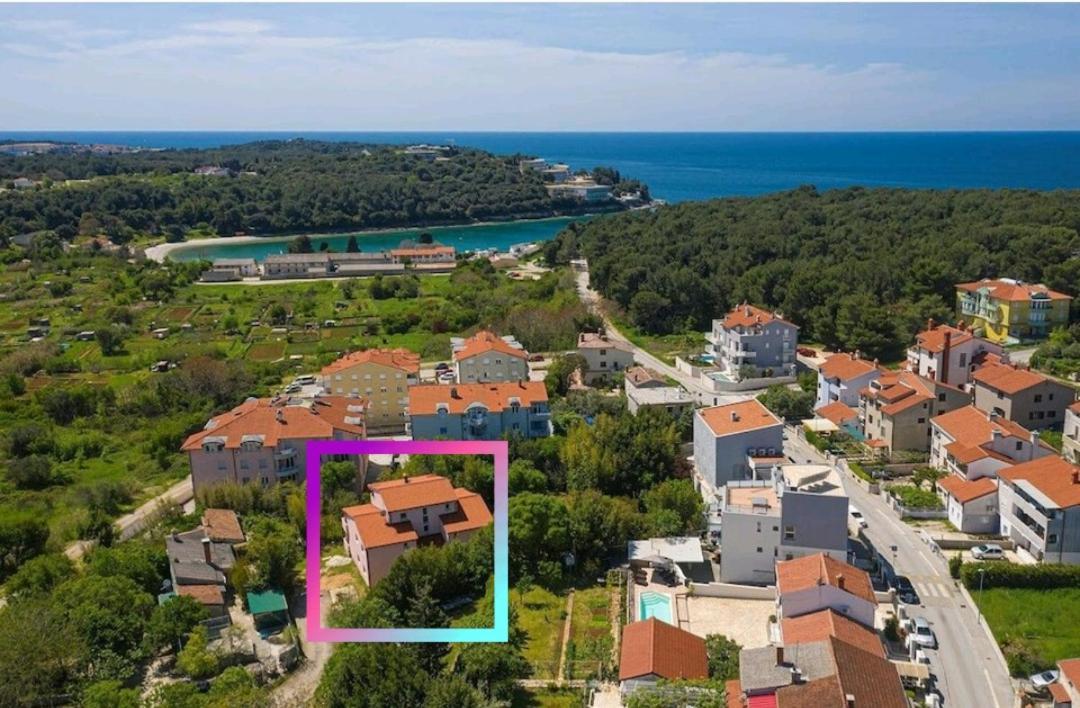 Apartment Nora Near The Beach Pula Exterior photo